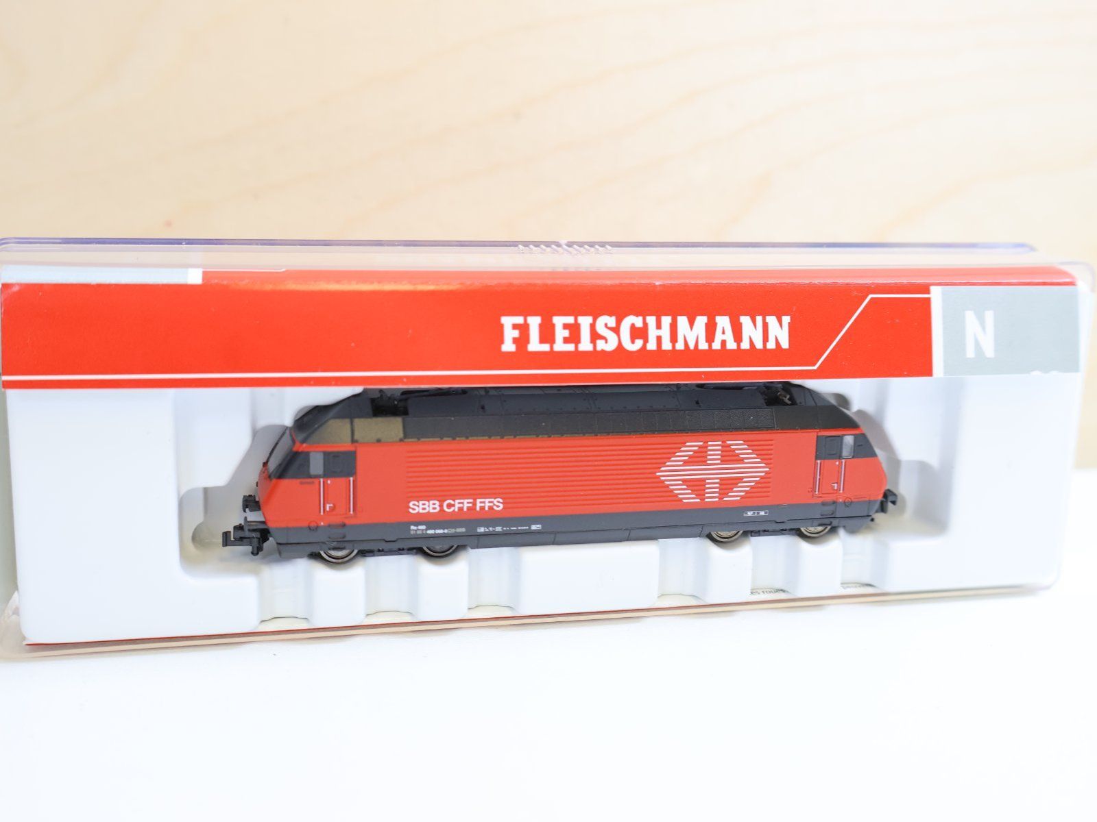 Fleischmann Modelleisenbahnen: Fleischmann Digital - SBB Re 460 E-Lok - Gütsch - 731402 N – Gebraucht aus Winterthur von Monstera