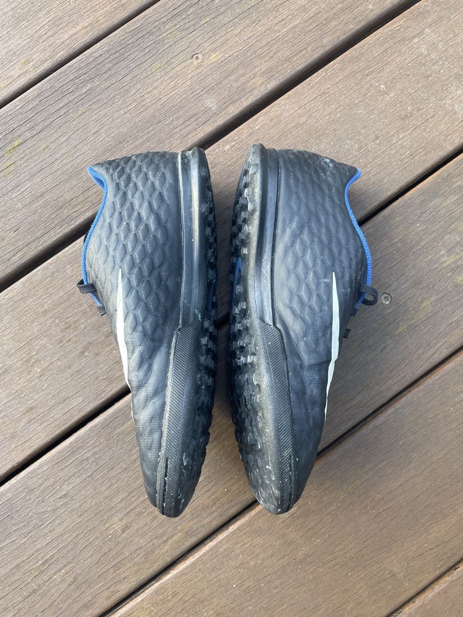 Nike Scarpe per ragazzi: Chaussures de foot Nike 38 – Usato da Commugny venduto da arm_7m7m 2