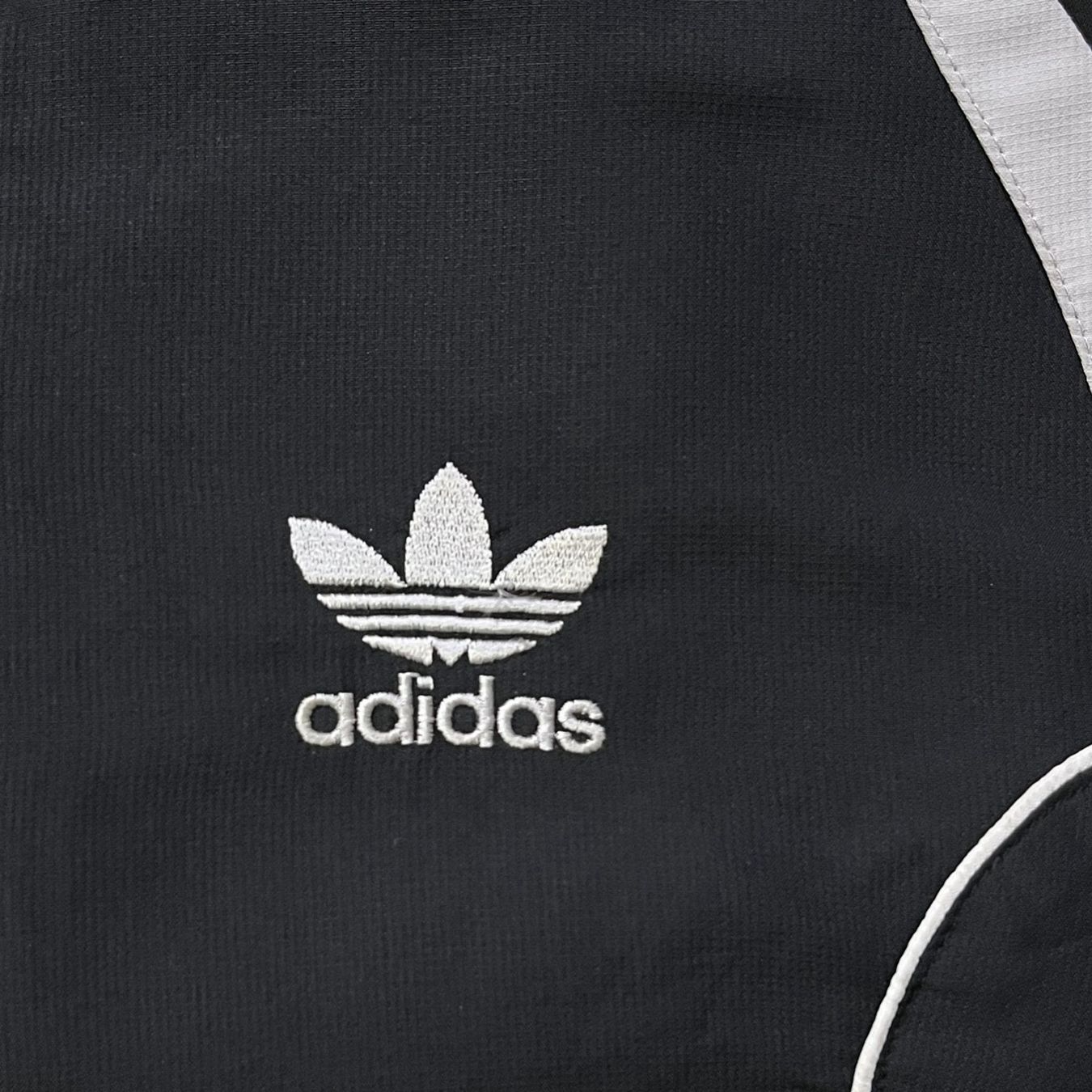 Adidas Giacche: Vintage Adidas Trackjacket (S) – Nuovo (secondo la descrizione) da Chamoson venduto da Sapoloshop 1