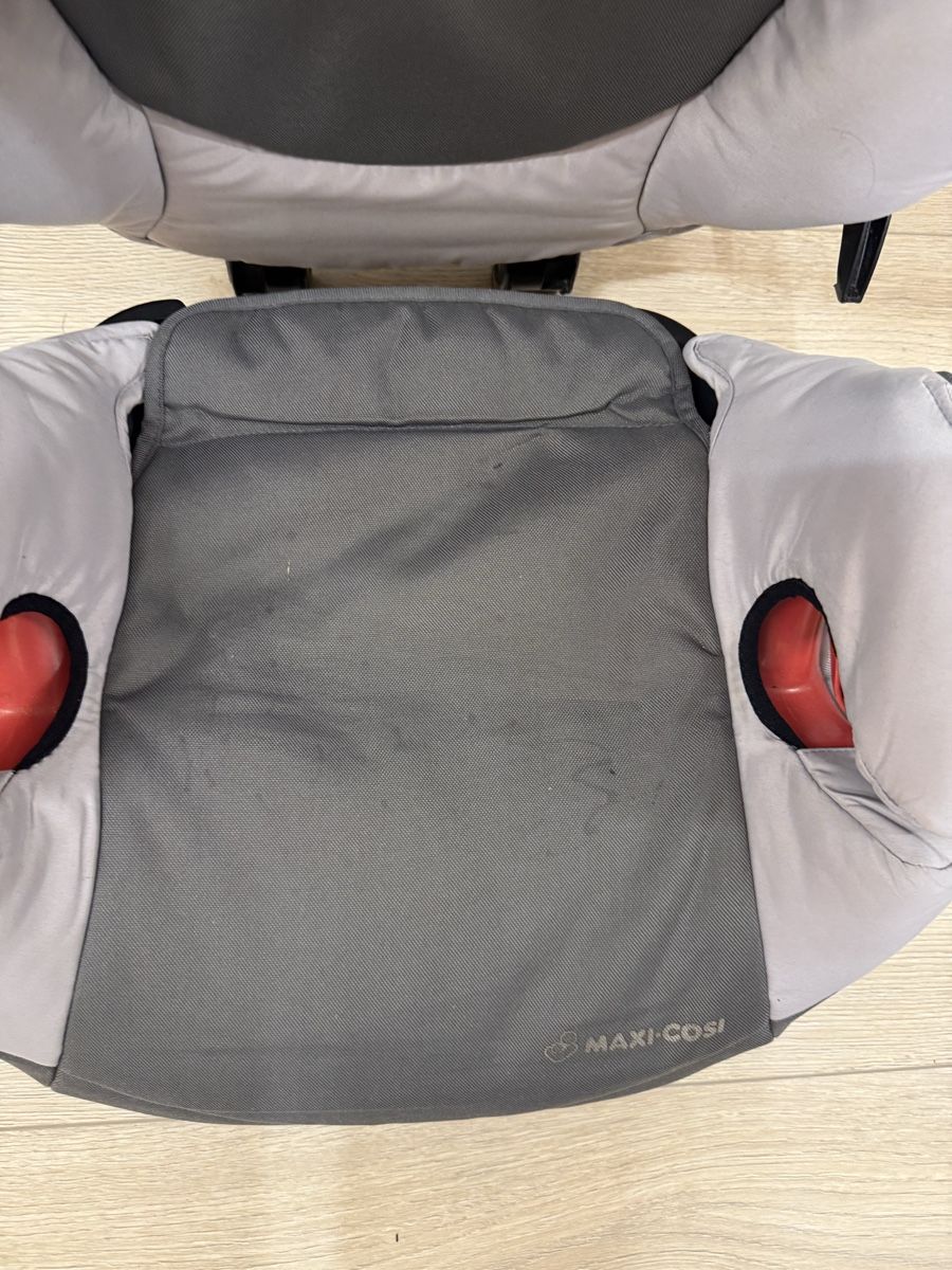 Maxi-Cosi Sièges auto: Kinder Autositz Maxi Cosi – D'occasion à Inwil par LouHu 3