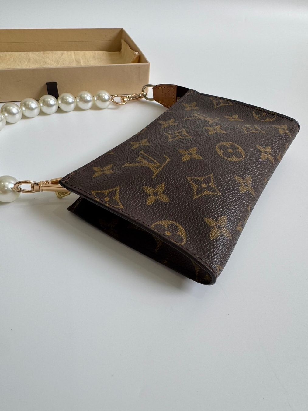 Louis Vuitton Sacs: Louis Vuitton toiletry pouch pm – D'occasion à Buch am Irchel par Pukpan_99 7