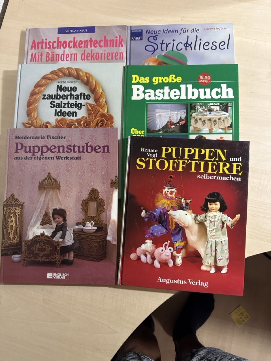 Bücher: 6 Bastelbücher  – Gebraucht aus Suhr von Seri014