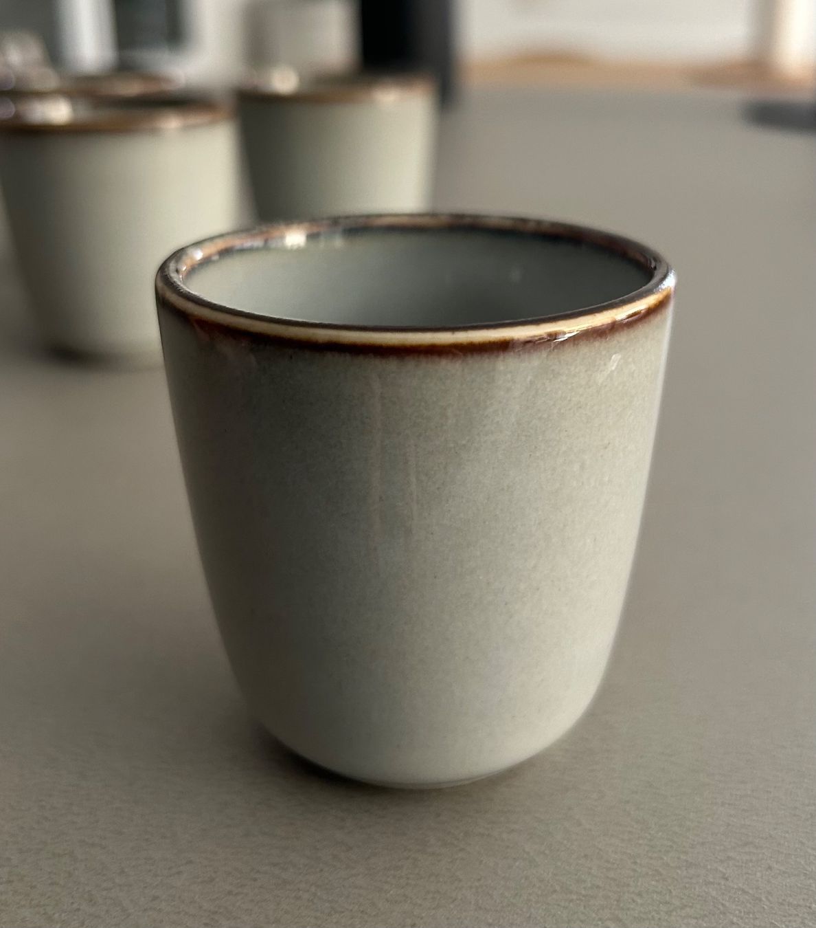 Tassen: 8 Espresso Tassen und 2 Tableau‘s – Neu (gemäss Beschreibung) aus Diegten von ste_pvd5