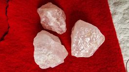3 grosse Rosenquarze