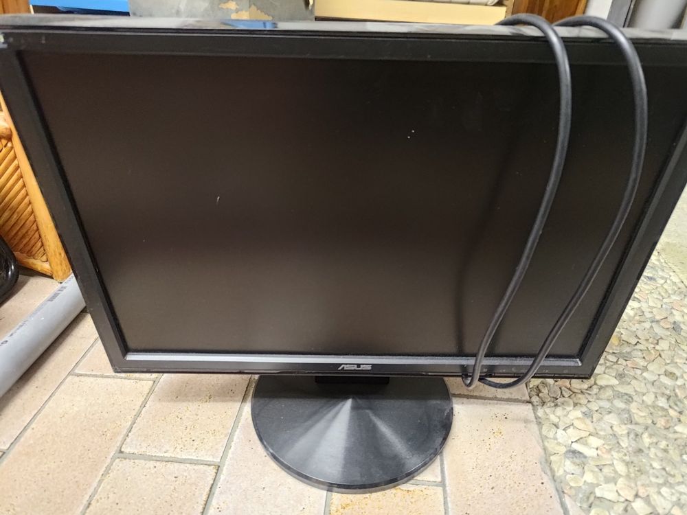 Asus VW193 Monitor | Kaufen auf Ricardo
