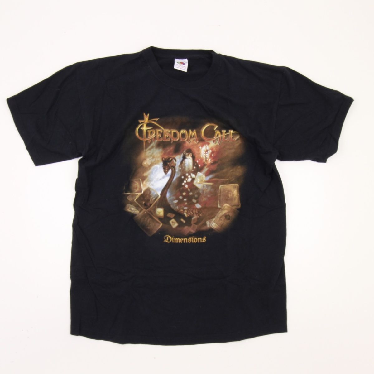 T-shirt: Dimensions Freedom Call Shirt – Usato da Bern venduto da Padeeeh