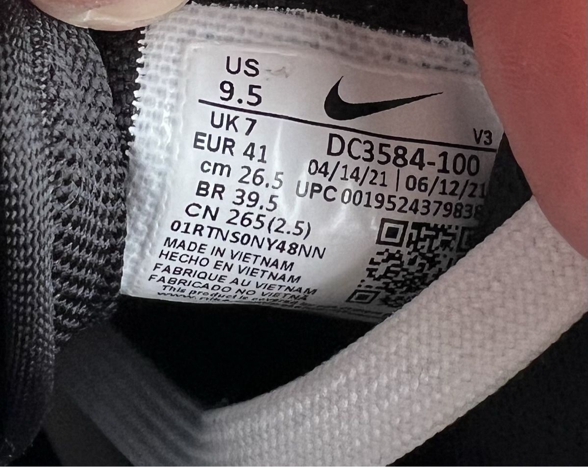 Nike Damenschuhe: Nike Air Force 1 High Utility 2.0 Gr. 41 – Neu und originalverpackt aus Zürich von Musiclover 4
