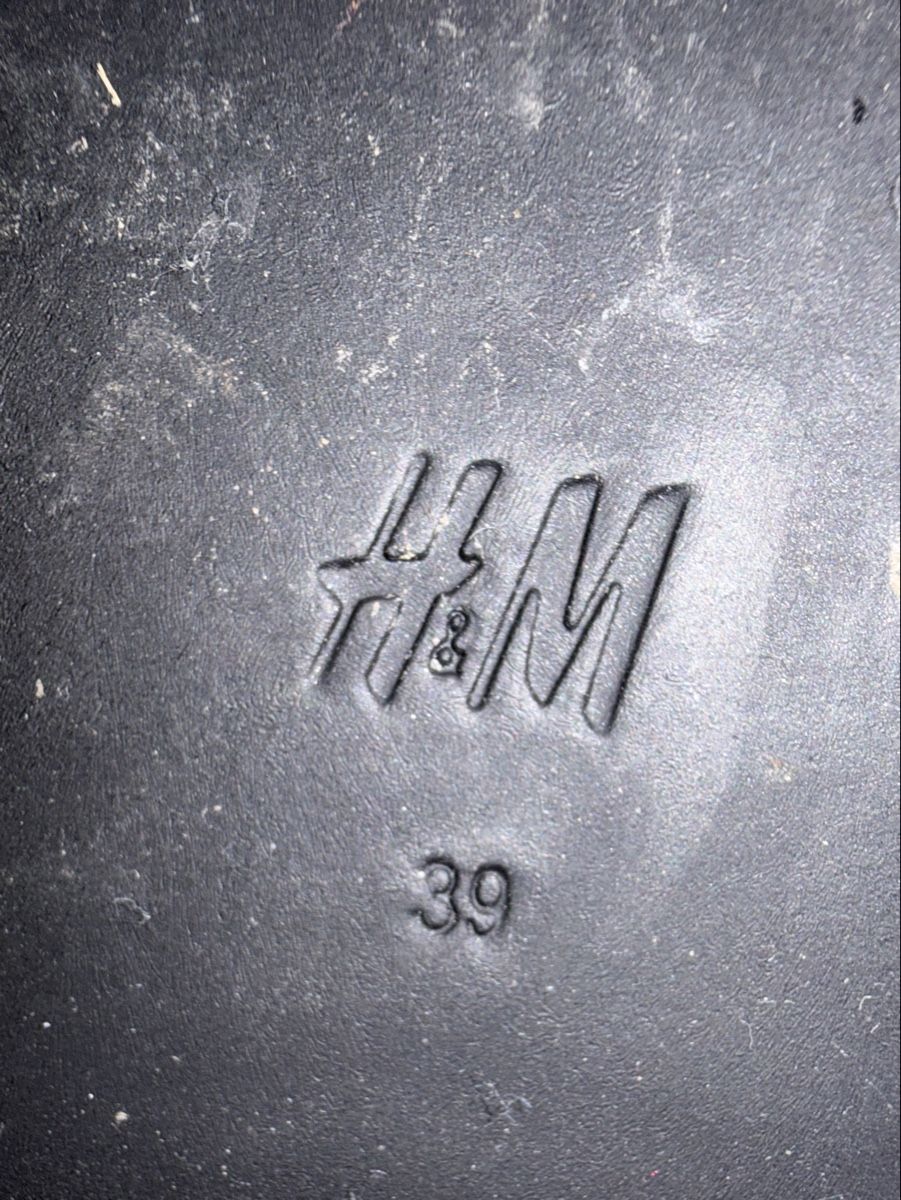 H&M Chaussures hommes: Cowboy boots – D'occasion à Basel par Isabelclothess 4