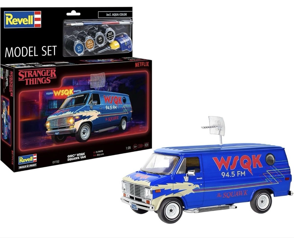 Revell Modellini d'auto: Revell Model Set Stranger Things GMC WSKQ Squawk Van – Nuovo e nell'imballaggio originale da Basel venduto da Zomeg 2