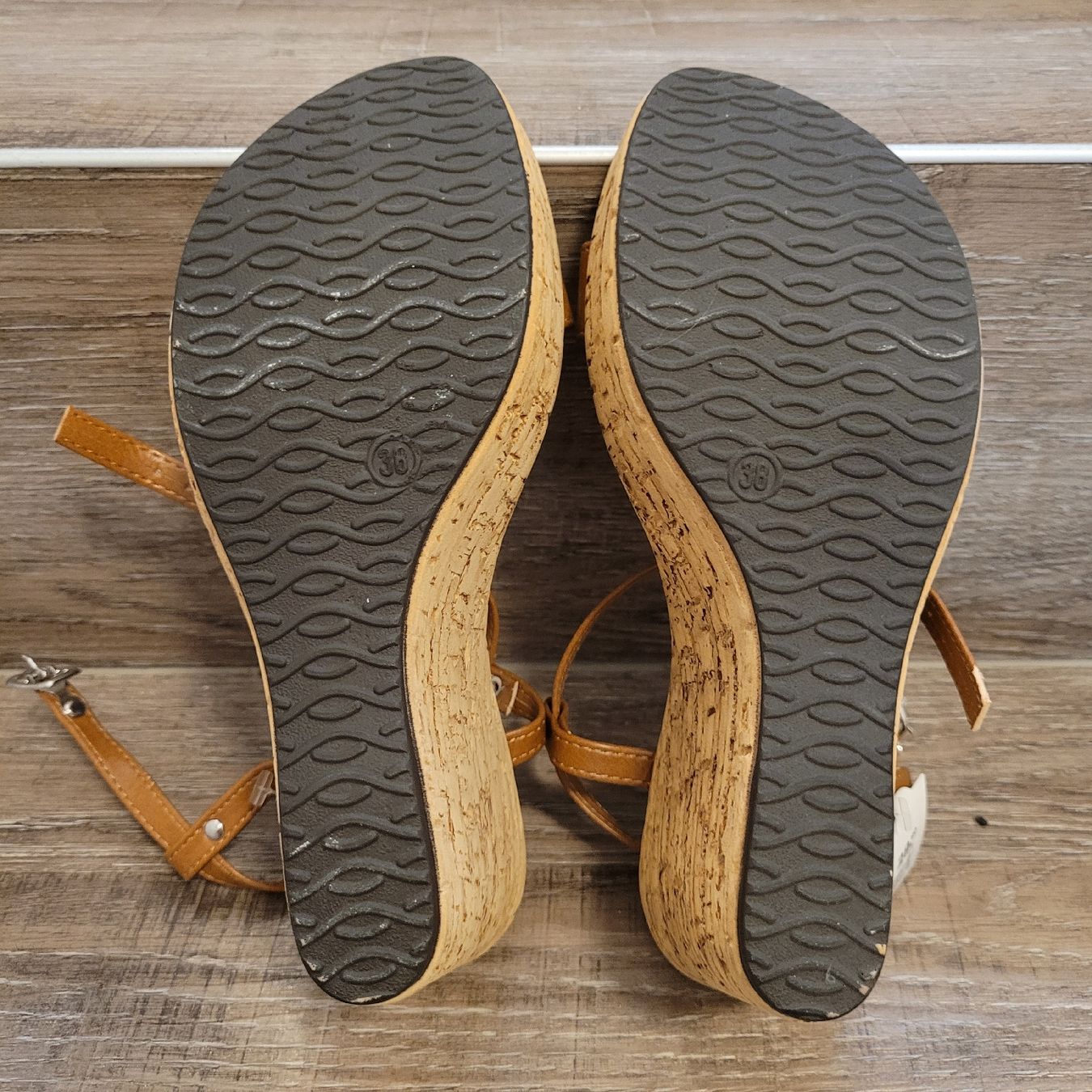 Scarpe da donna: Sandalen Sommer 38 – Usato da Niederbuchsiten venduto da klengyel 6