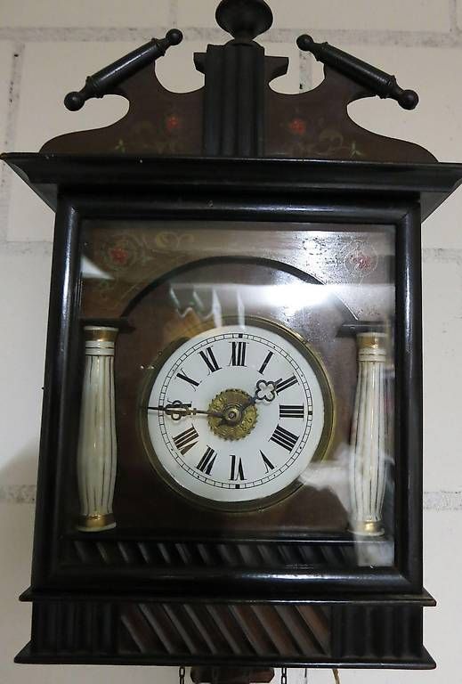 Orologi: Schwarzwälder-Wanduhr, antik – Usato da Allschwil venduto da JosefK04 1
