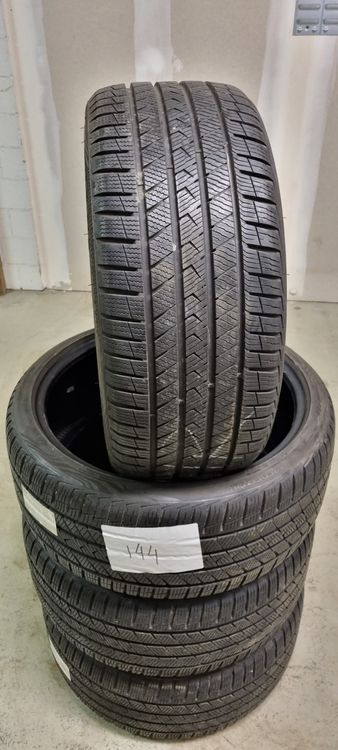 Elegantes Winterreifen 23535 R19 Ebenbild