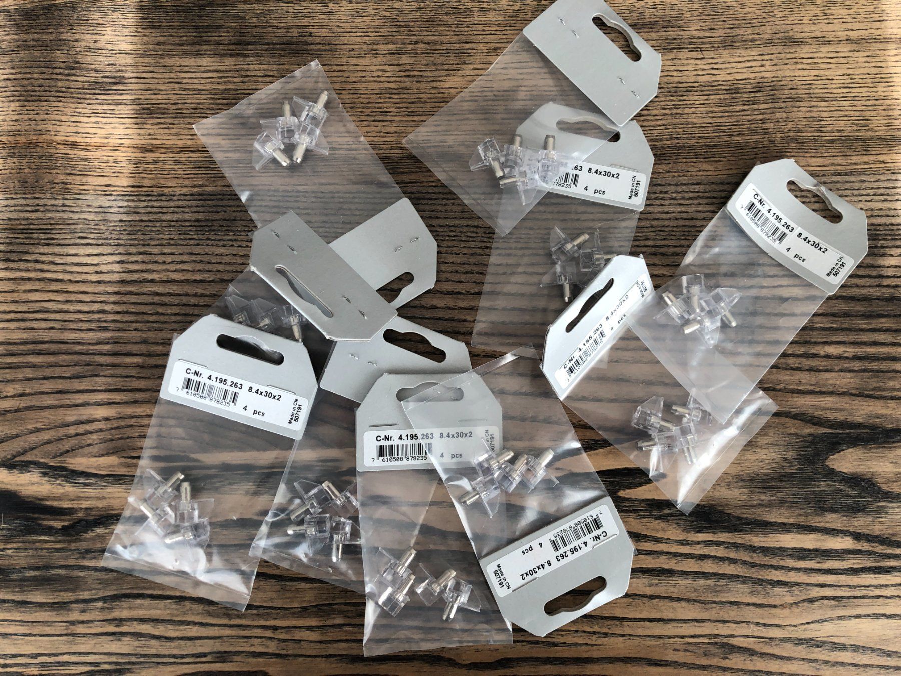 50 / 100 Stück Bodenträger Safety 5 mm transparent Länge 10 mm