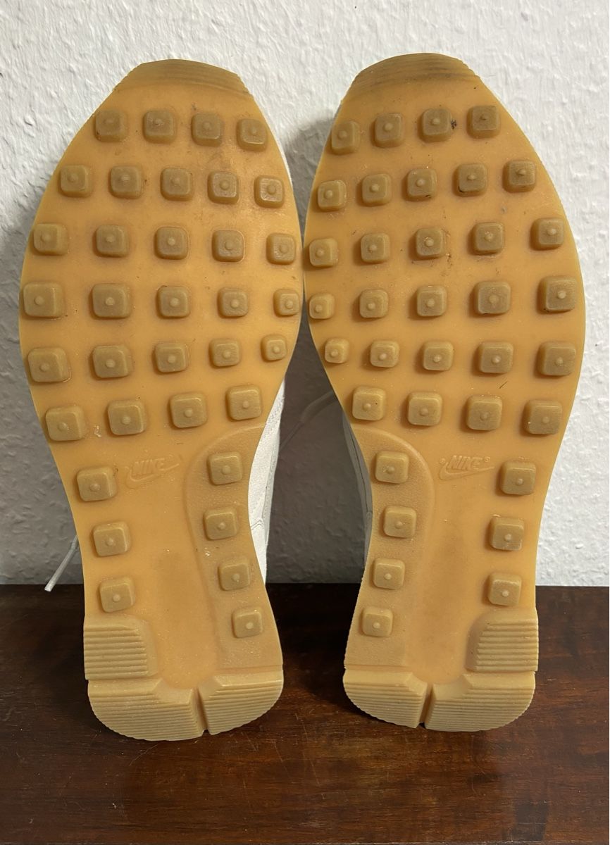 Nike Scarpe da donna: Nike Sneaker Schuhe Gr. 40 hellgrau – Nuovo (secondo la descrizione) da Fislisbach venduto da KolibriSecondhand 7