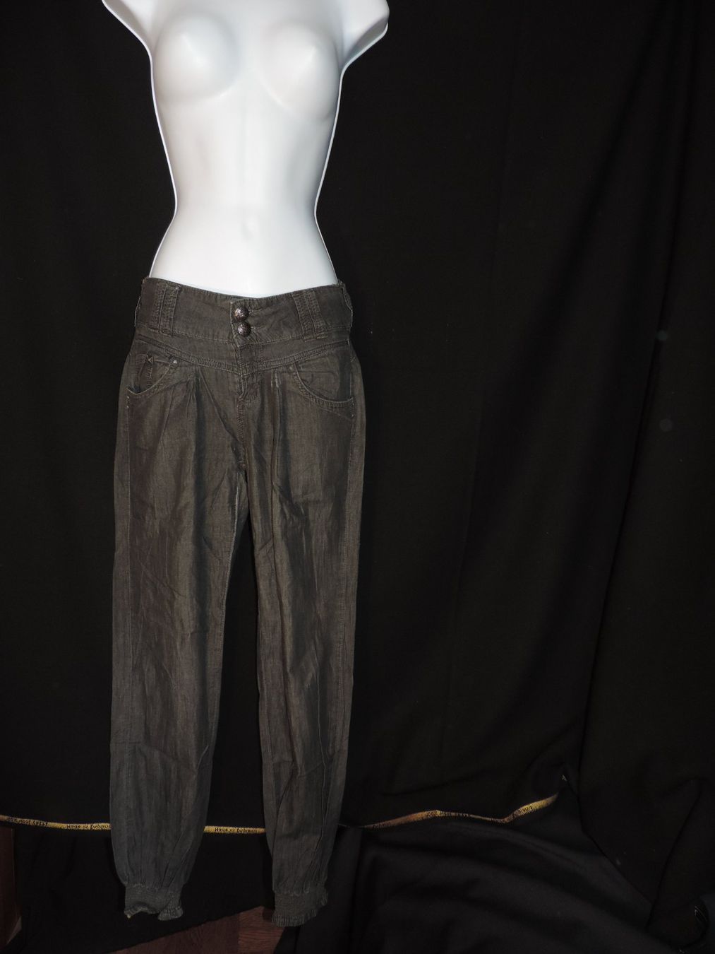 Jeans: jeans souple noir gris – Usato da Genève venduto da Axelle333 5