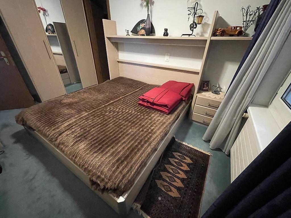 Lits: Doppelbett – D'occasion à Winterthur par Erich48
