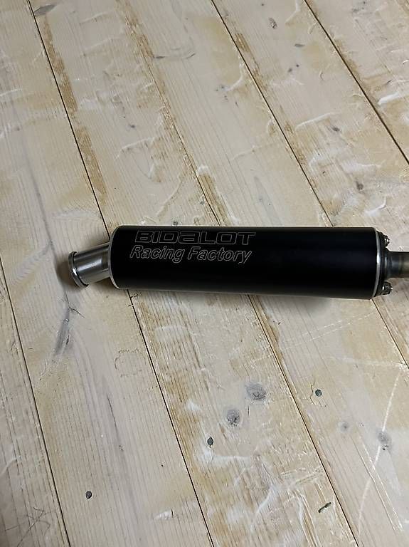 Auspuffanlagen: Bidalot Racing Factory Auspuff – Gebraucht aus Birmensdorf ZH von lia_m7m5 2