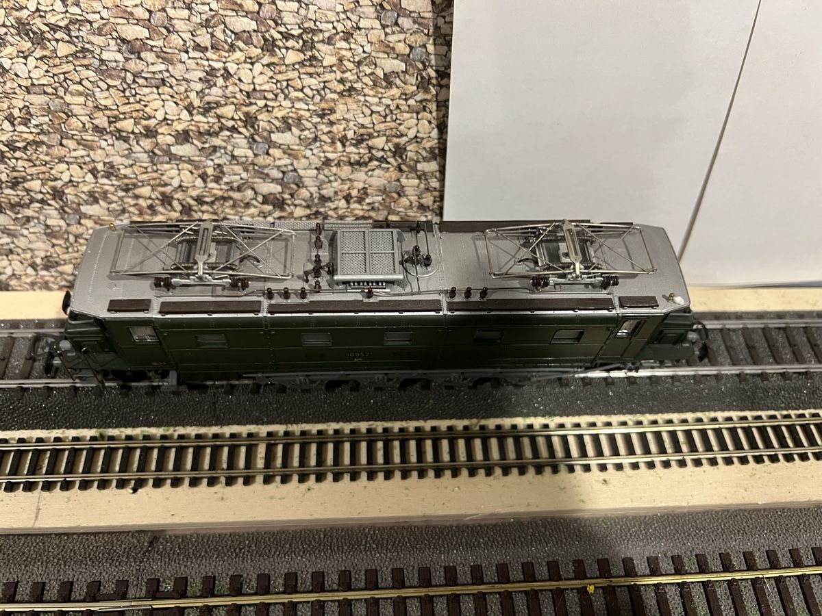 Liliput Modelleisenbahnen: Liliput Lok Ae 4/7 – Gebraucht aus Dübendorf von Troggy 2