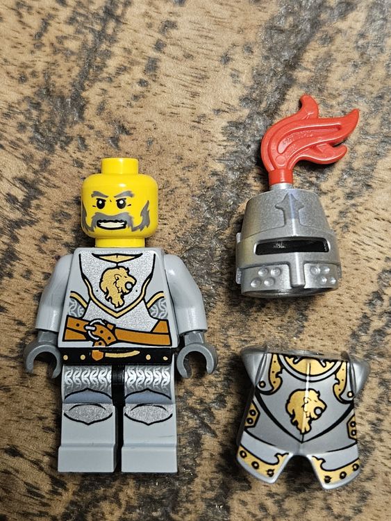Lego Baukästen: lego figurine castle cas443 Kingdoms - Lion Knight – Gebraucht aus Confignon von Ecrofigs 2