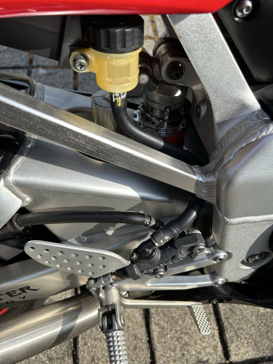 Yamaha Strada: Yamaha R1 RN04 TOPZUSTAND – Usato da Gränichen venduto da Stress5 6