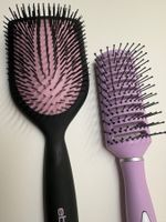 2 neue Haarbürsten zum entwirren der Haare