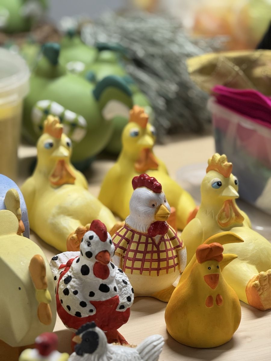 Alle Dekorationen: Dekoration, Möbel Auflösung (Ostern, Weihnachten, Holzauto) – Gebraucht aus Langenthal von Vendere1 3