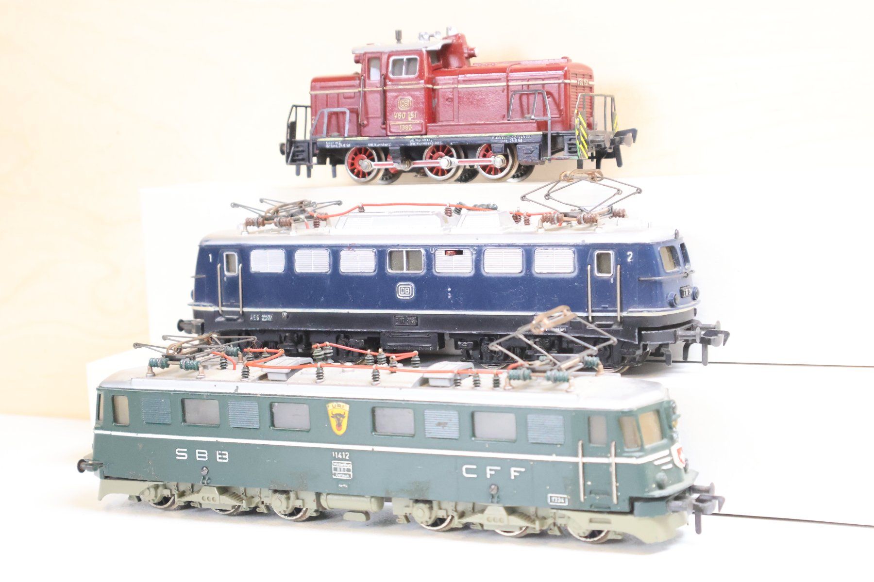 Fleischmann Modelleisenbahnen: Fleischmann 3 x Loks SBB Ae 6/6 & weitere - H0 DC – Gebraucht aus Winterthur von Monstera 3