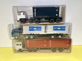 3x Wiking Container LKWs in 1/87