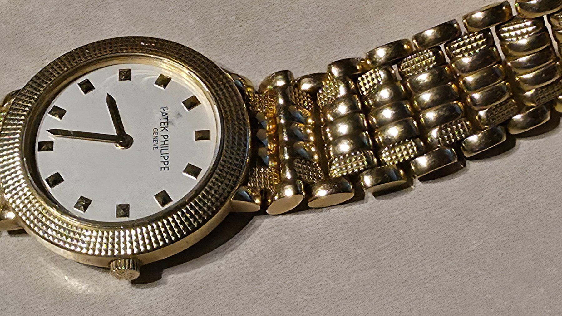Patek Philippe Uhren: Patek-Philippe Calatrava-Lady – Gebraucht aus Commugny von stschirru 5