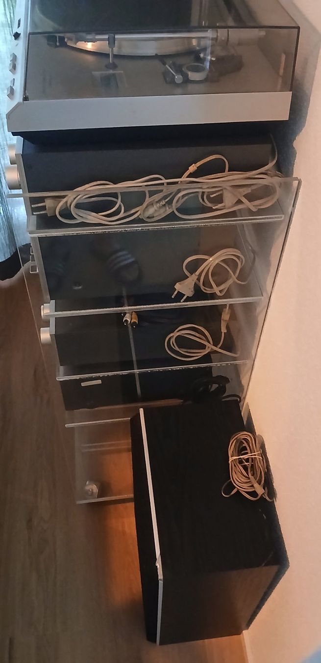 Philips Sistemi audio & multimediali: Hifi Anlage Philips mit Regal – Usato da Galgenen venduto da flexvertebra 1