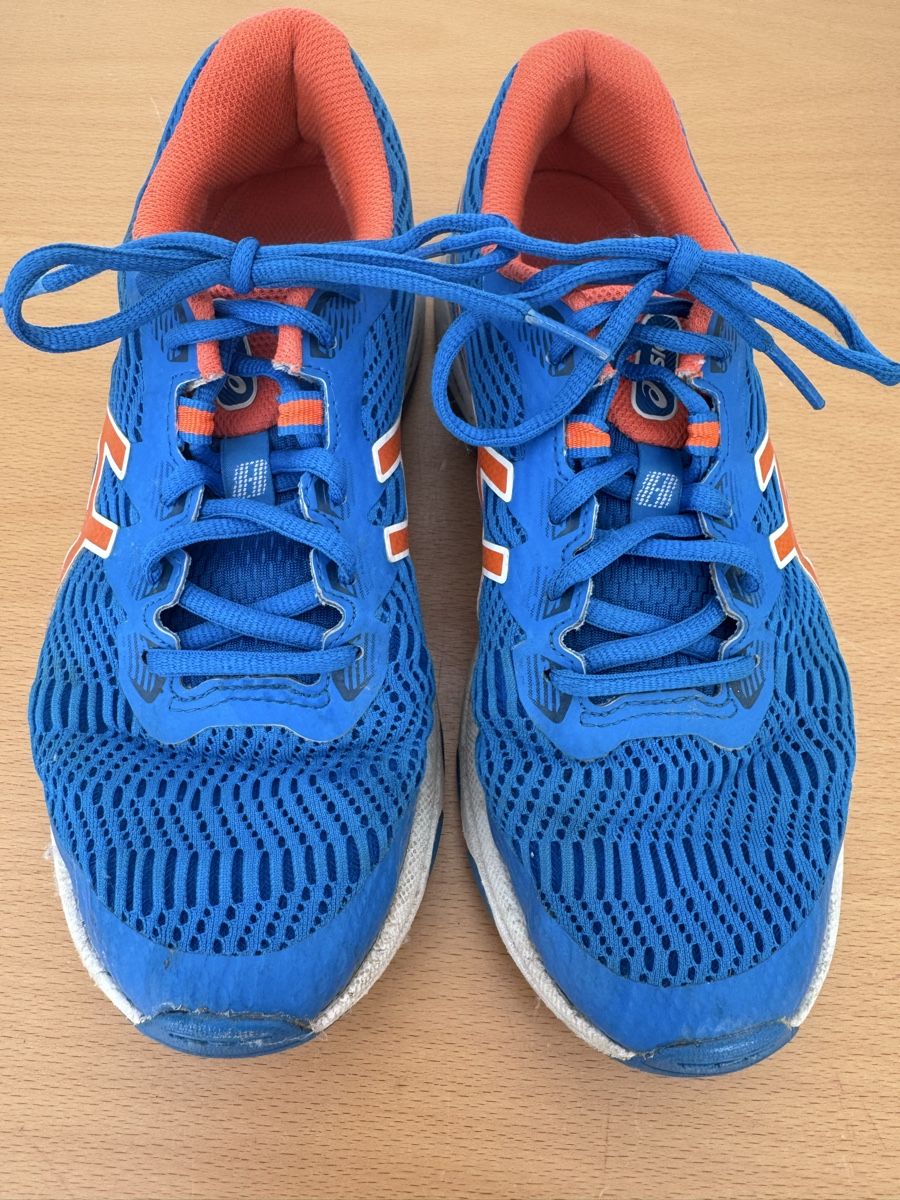 Asics Scarpe per ragazzi: Turnschuhe  – Usato da Arlesheim venduto da Leuenbe
