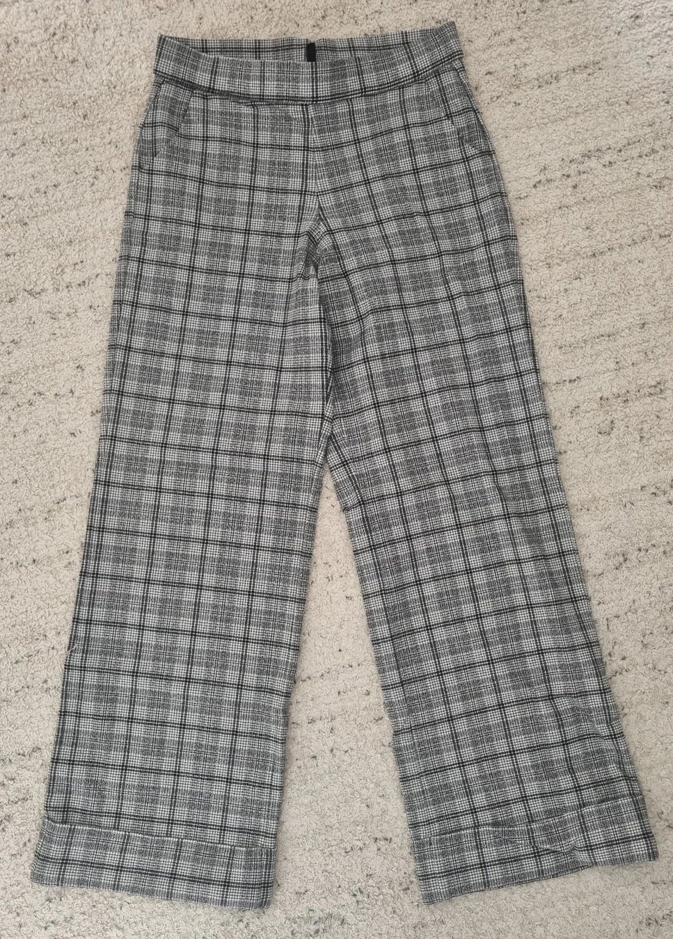 Pantaloni: Pantalon "Goldenpoint" - taille S – Usato da Vevey venduto da Renka2011