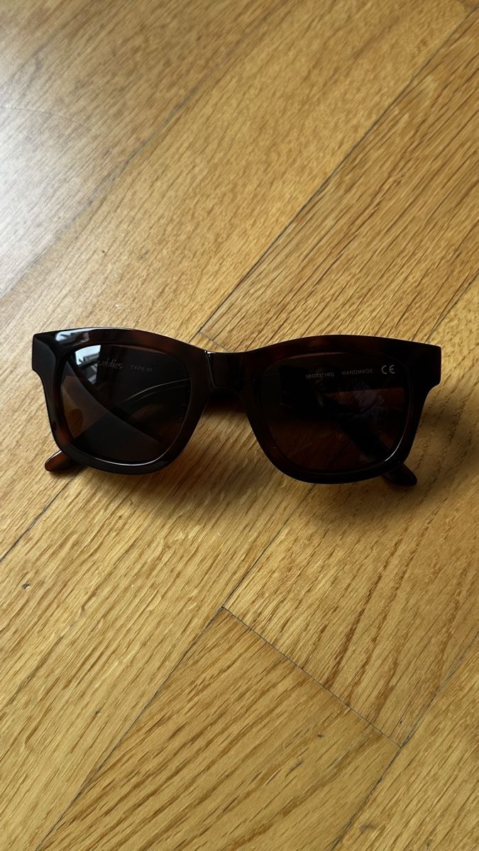 Occhiali & Lenti: Sun Buddies Bibi Tortoise Sunglasses. – Usato da Luzern venduto da ida_hv2y 3