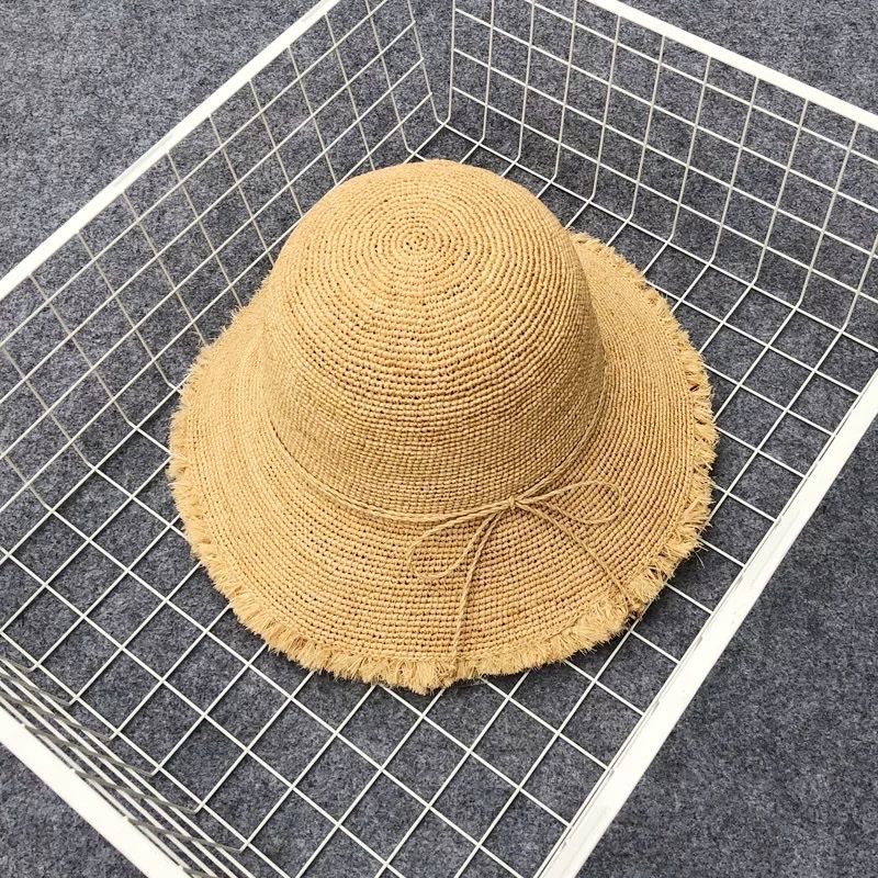 Copricapi, berretti & cappellini: Stylish Summer Hat - Raffia Sunhat with Bow Detail – Nuovo (secondo la descrizione) da Rüti ZH venduto da Claudiaduo
