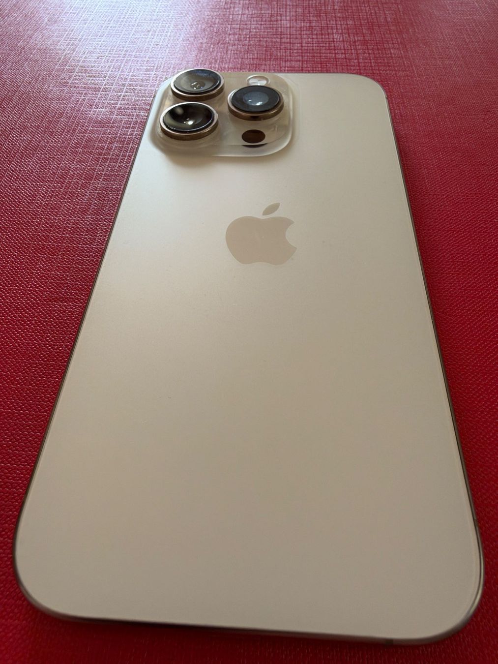 Apple Handys / Smartphones: IPhone 16 Pro 128GB – Gebraucht aus Zürich von Marmotta03 2