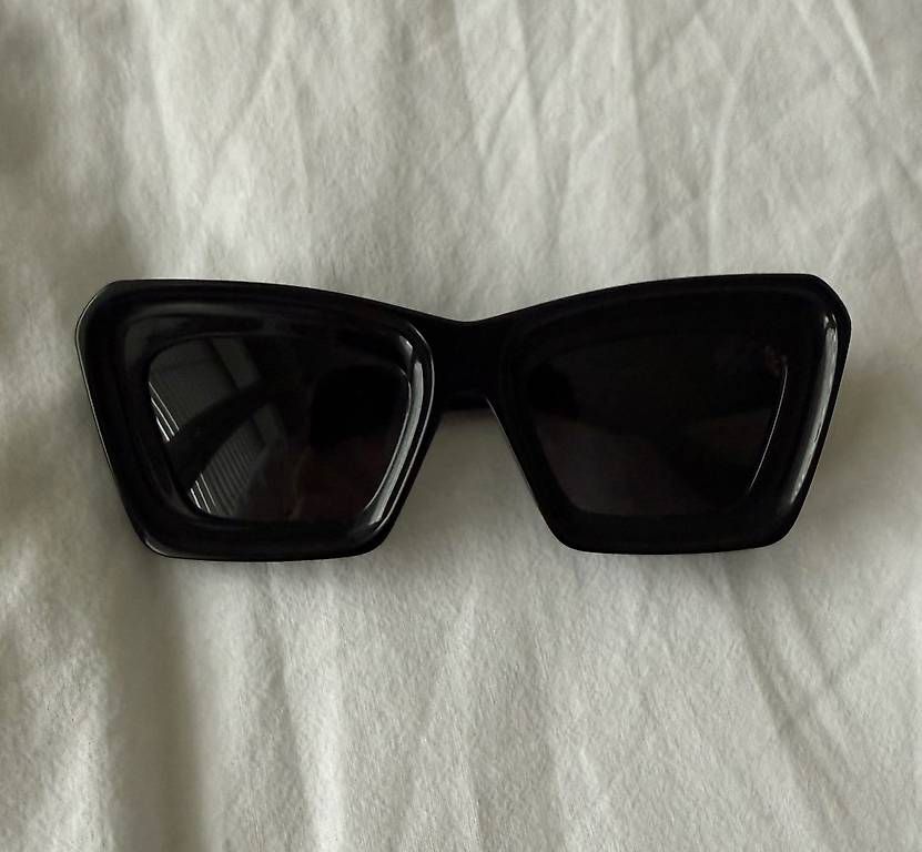 Occhiali & Lenti: Loewe sunglasses  – Usato da Kloten venduto da wer_26t5