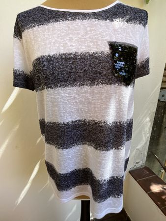 T-Shirt Comma gestreift mit Pailletten Tasche Grösse 38