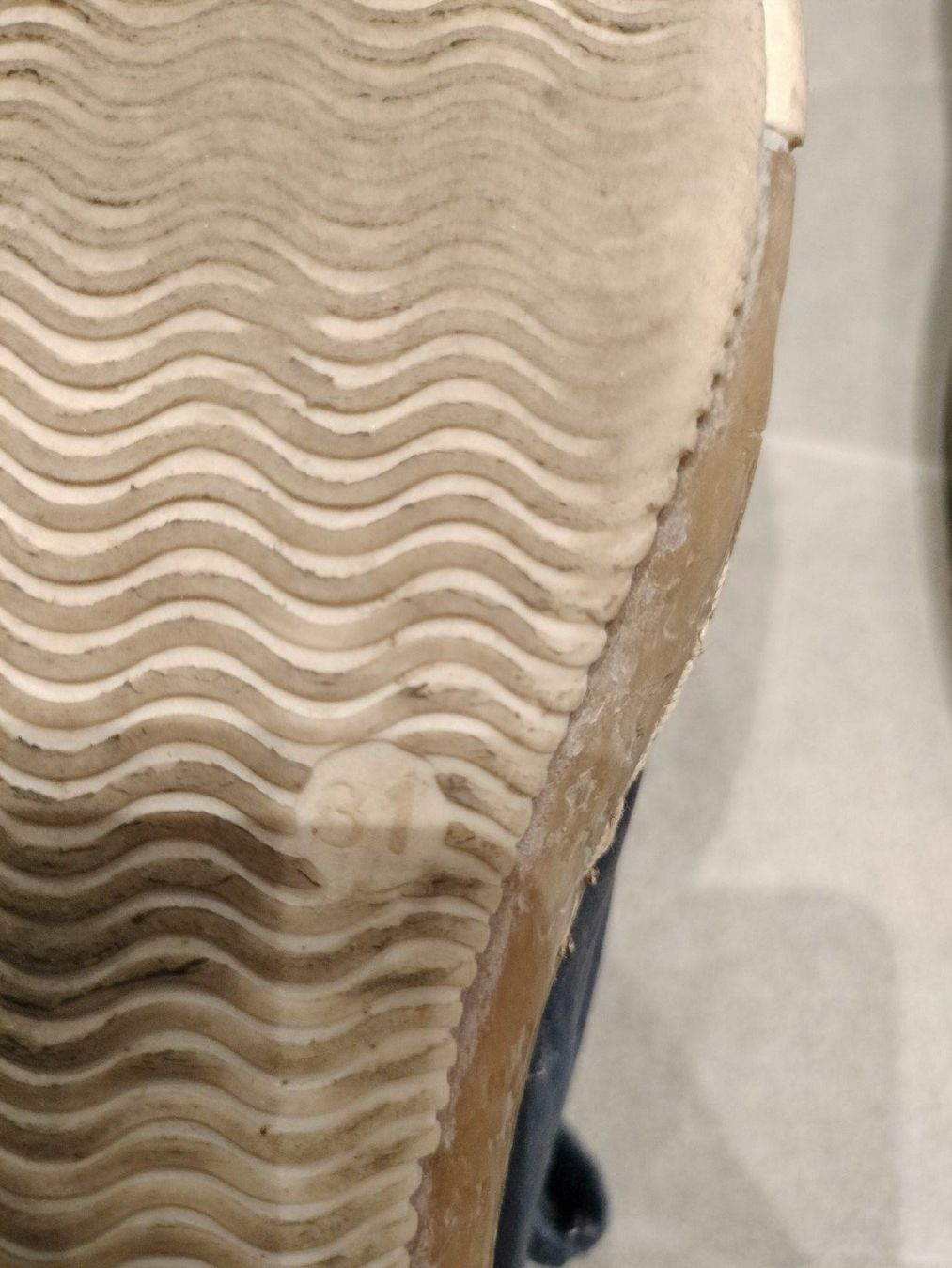 Scarpe per ragazze: Mary Jane Schuhe Grösse EU 31 – Usato da Neftenbach venduto da TheKringel 2
