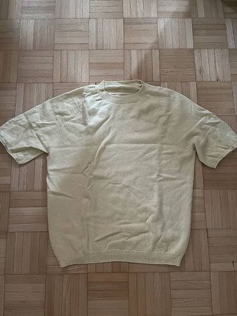Pullover kurzarm buttergelb Grösse S, 100% Wolle