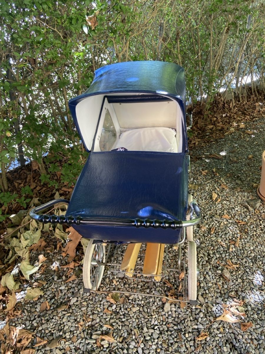 Carrozzine: Nostalgischer Kinderwagen – Usato da Dallenwil venduto da ercrah