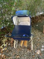 Nostalgischer Kinderwagen