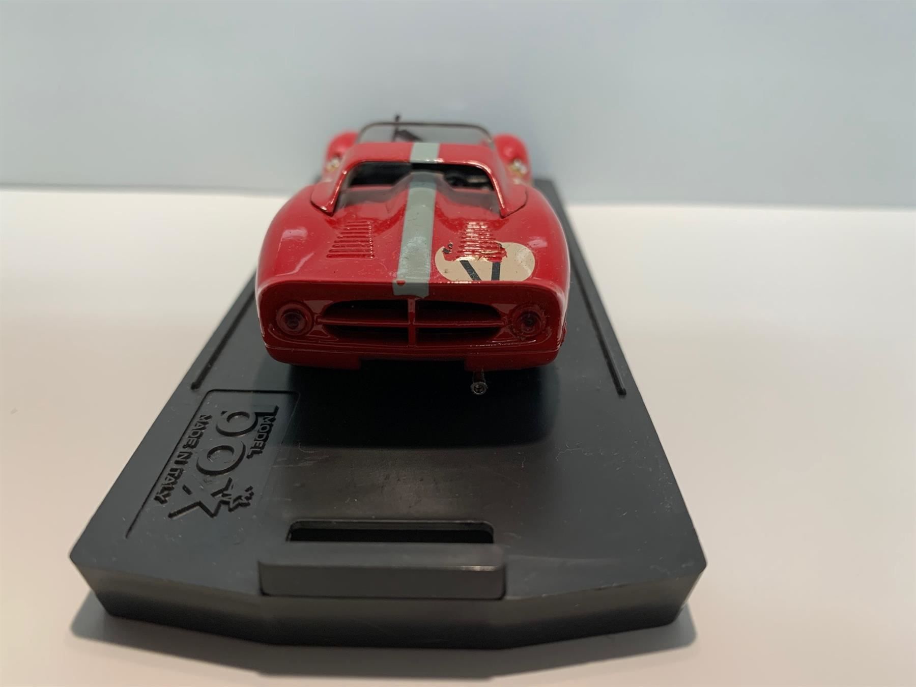 Ferrari Modellautos: Ferrari P2 Spider Le Mans 1965 1:43 – Defekt aus Kerzers von tisyayasuBE 2