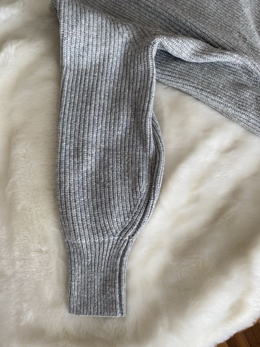 H&M Pulls & Sweat-shirts: Knitt Sweater – D'occasion à Stalden (Sarnen) par nicoemmenbronx 1