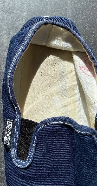 Scarpe per ragazzi: Sommerschuhe, Espadrilles, Slipper von Ethletic in Gr. 34 – Usato da Zürich venduto da Chratzomat 4