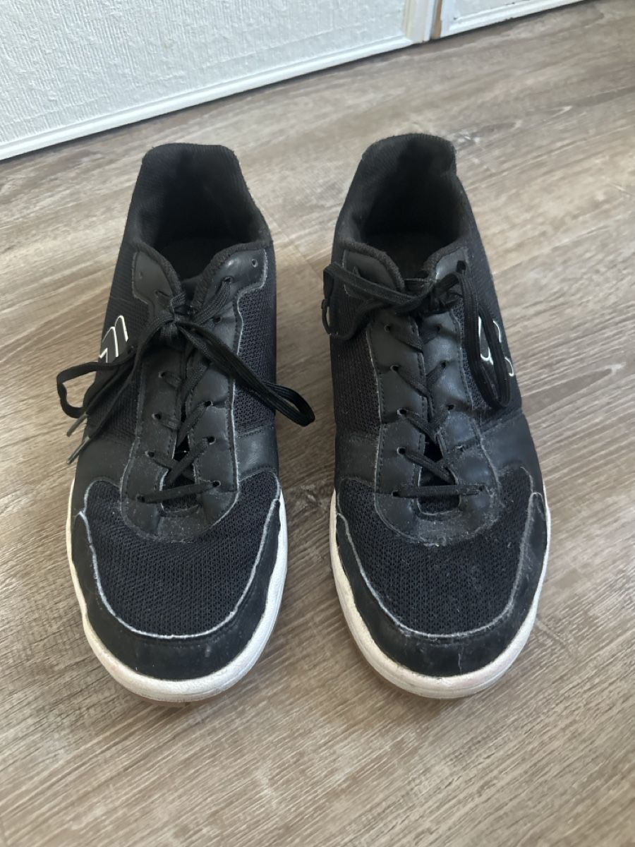 Fila Scarpe da donna: Chaussure de gym taille 44 – Usato da Romont FR venduto da ludoberson 2