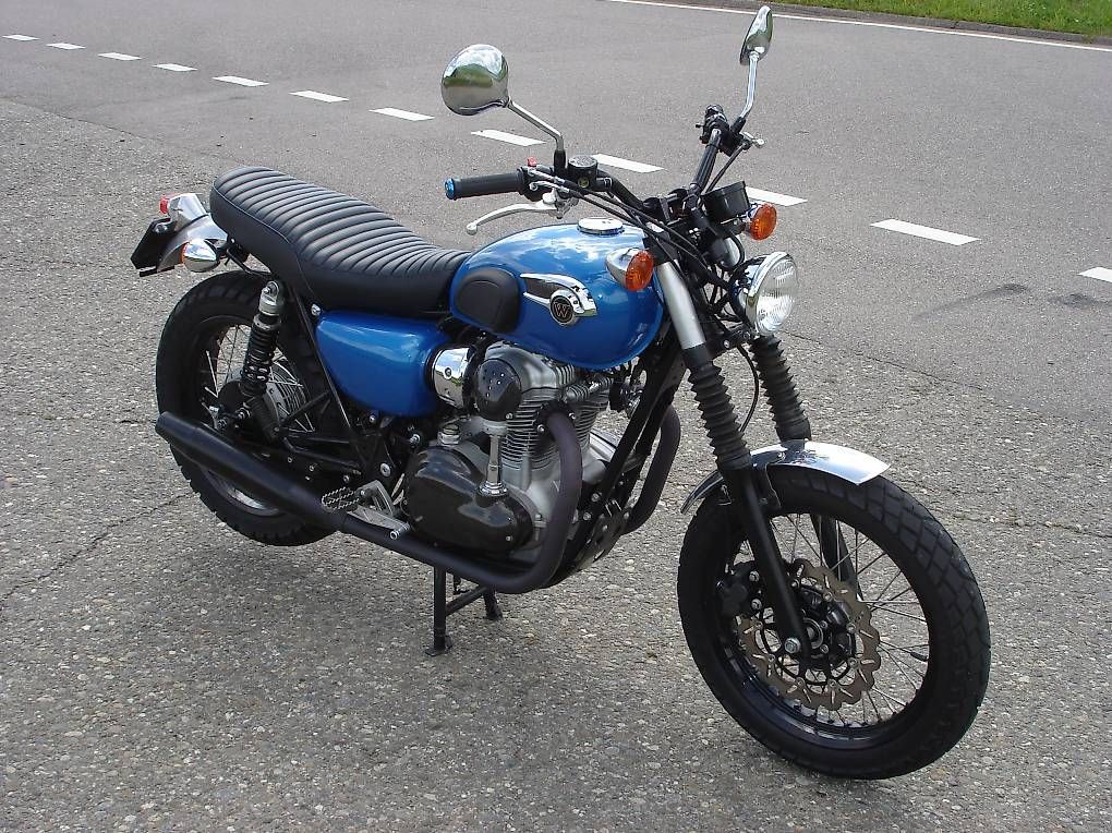Kawasaki Strada: Kawasaki W800  (Cup Version W 800) – Usato da Gelterkinden venduto da hundredmilehouse 1