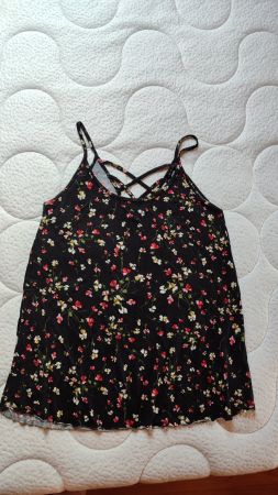 sommerliche Träger-T-Shirts, Gr. S, NEU
