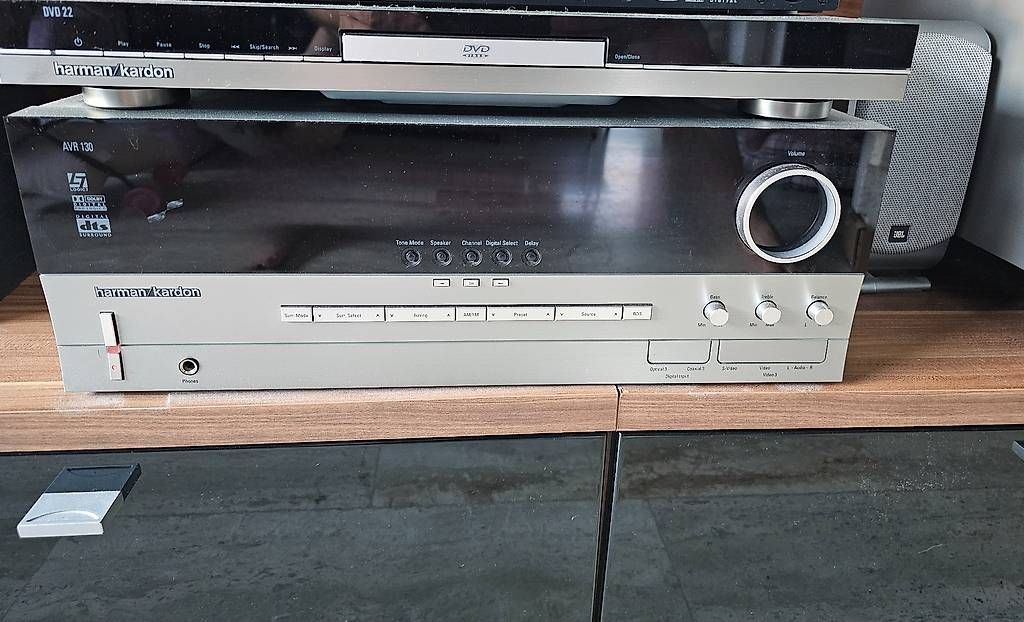 Harman-Kardon Home Cinema: Harmann kardon 5.1 avr 130 – Usato da Sion venduto da ClintBoss1380 1