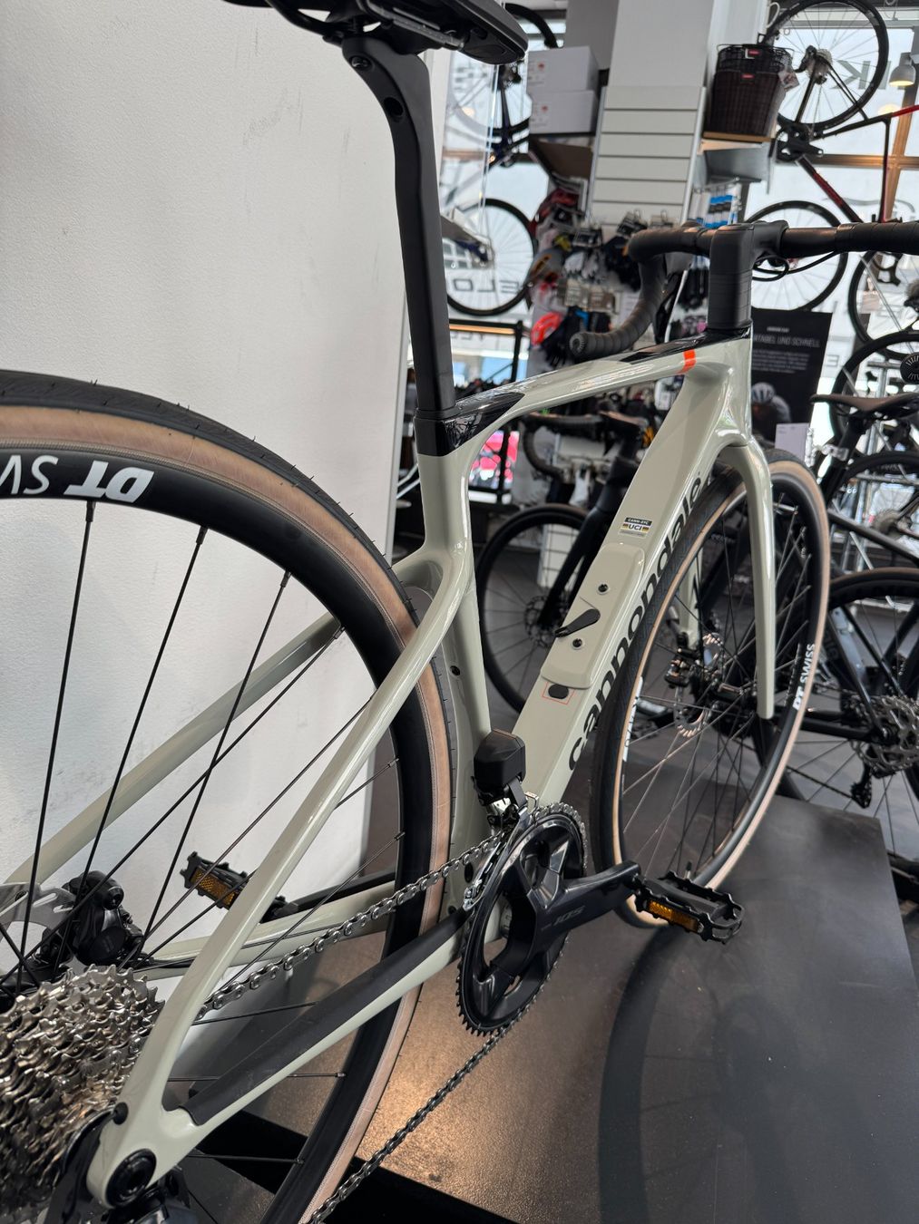 Cannondale Biciclette: Cannondale Synapse Carbon 4, Grösse 51cm – Nuovo e nell'imballaggio originale da Zürich venduto da Velofabrik01 7