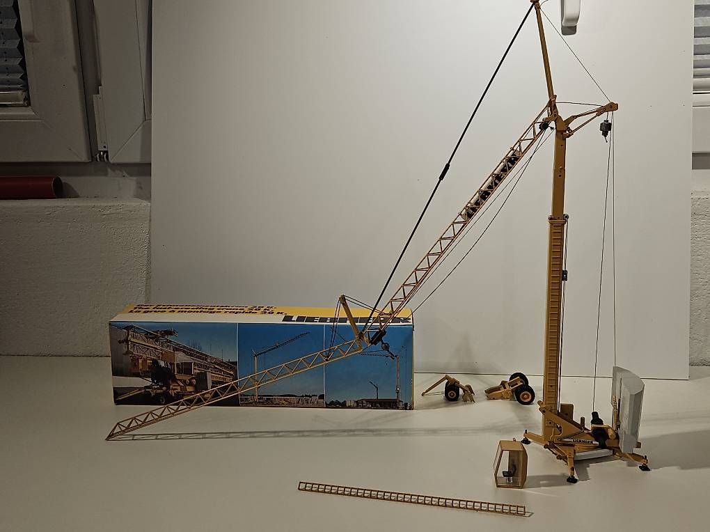 Liebherr Modellbausätze & Standmodelle: Liebherr 28K – Gebraucht aus Wittenbach von r_e_d87p 4